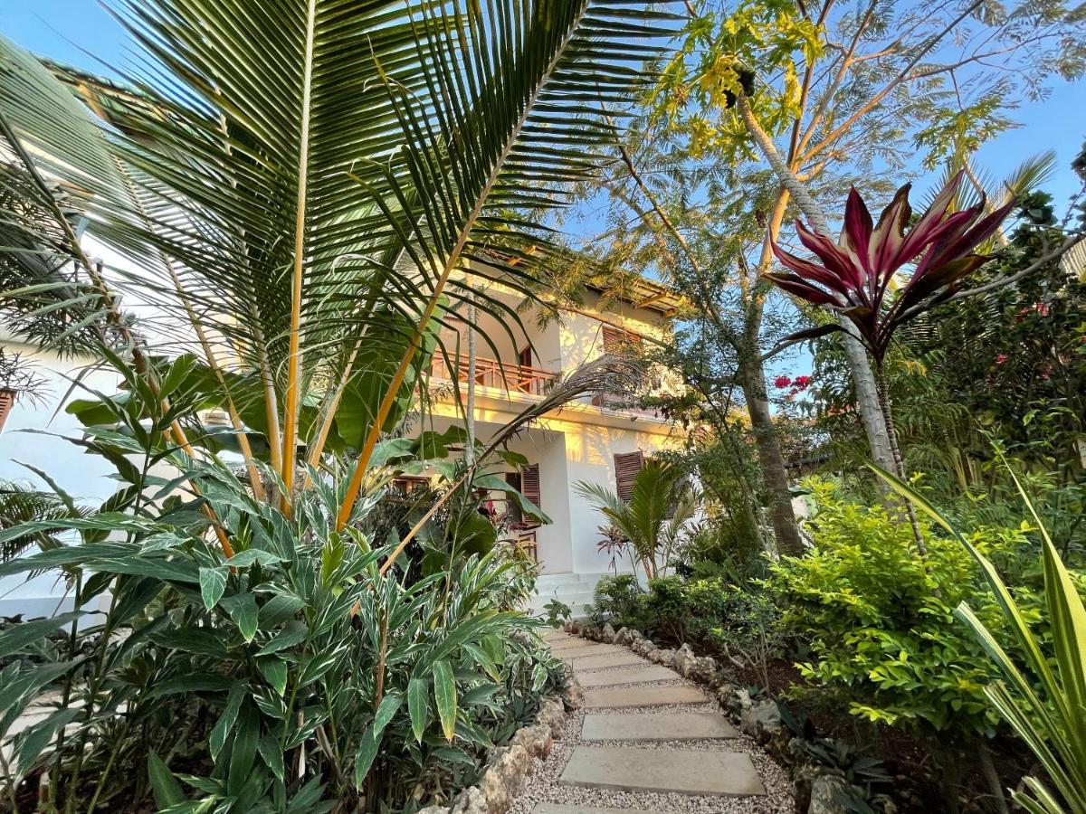 Gaia Villas Nungwi Exterior photo